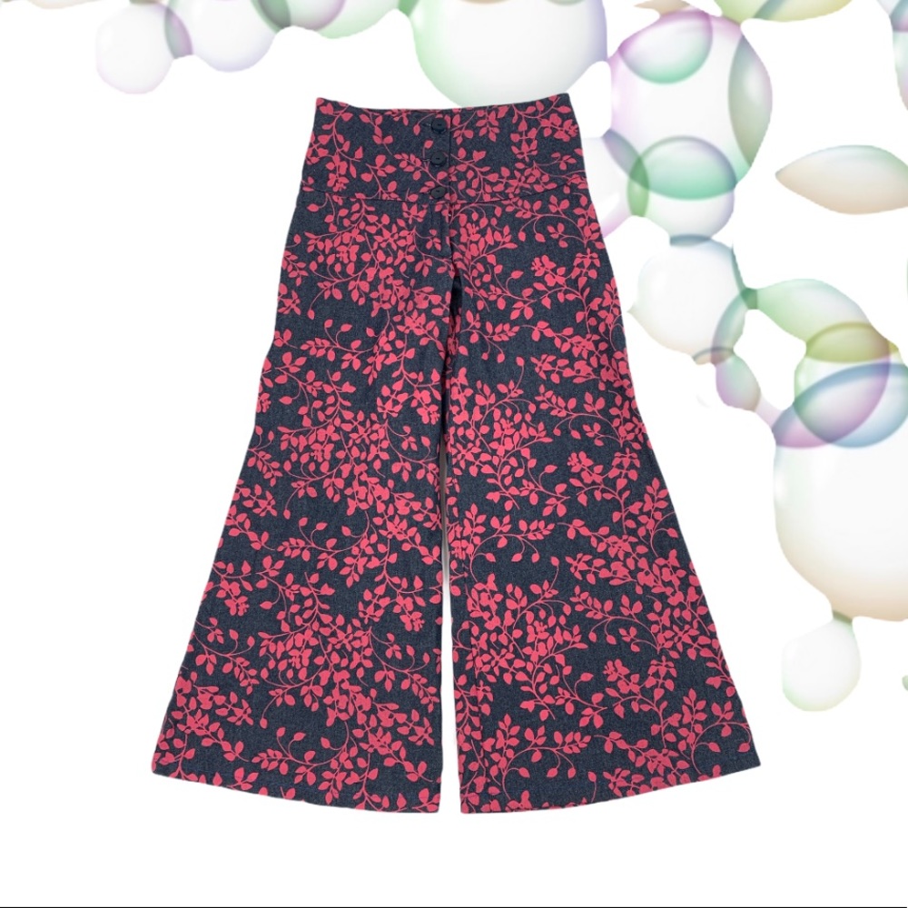Olkapolka Flare Denim Floral Pants